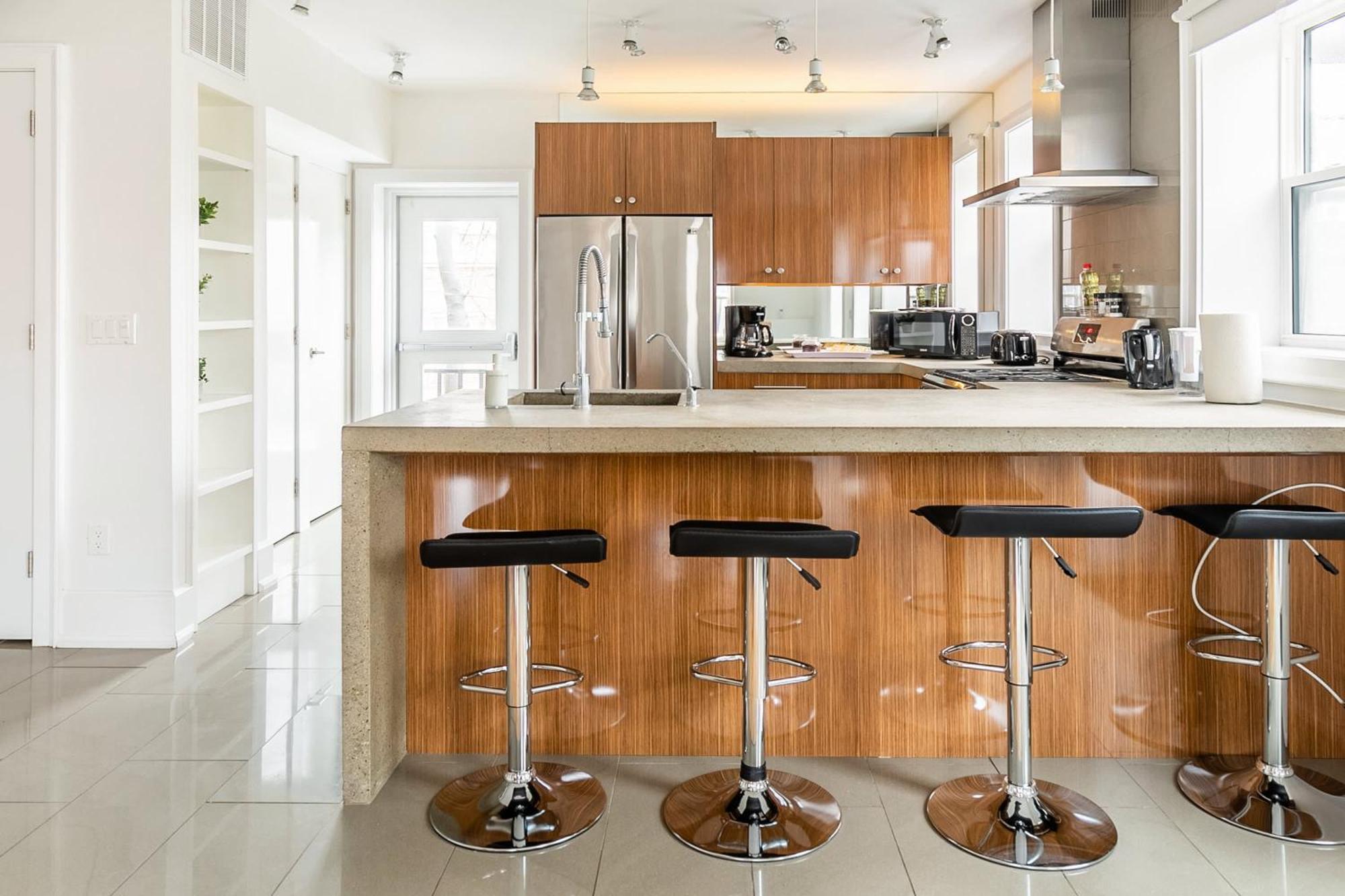 Modern 2 Bedroom Condo - Heart Of Leslieville Toronto Exteriér fotografie