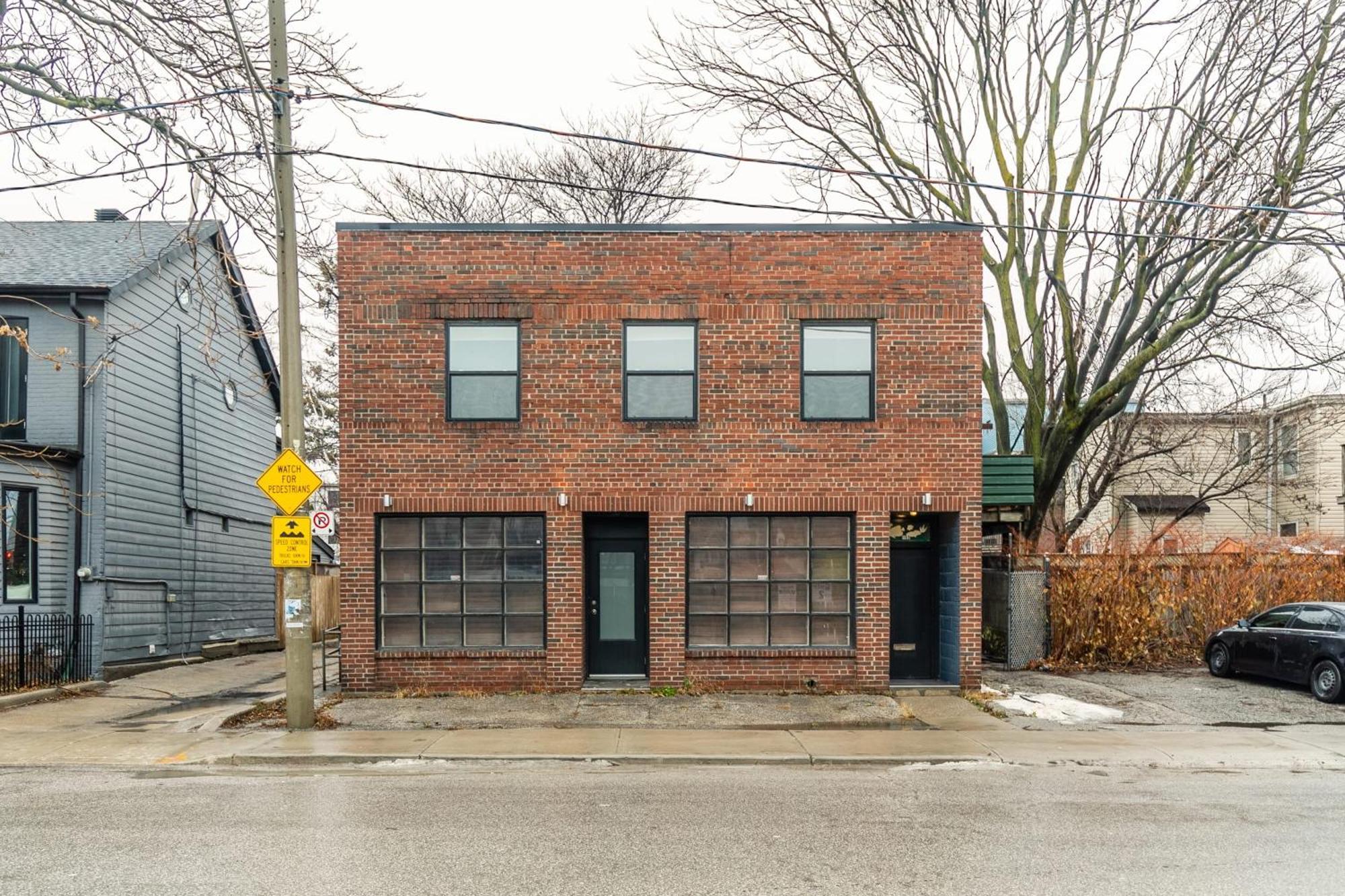Modern 2 Bedroom Condo - Heart Of Leslieville Toronto Exteriér fotografie